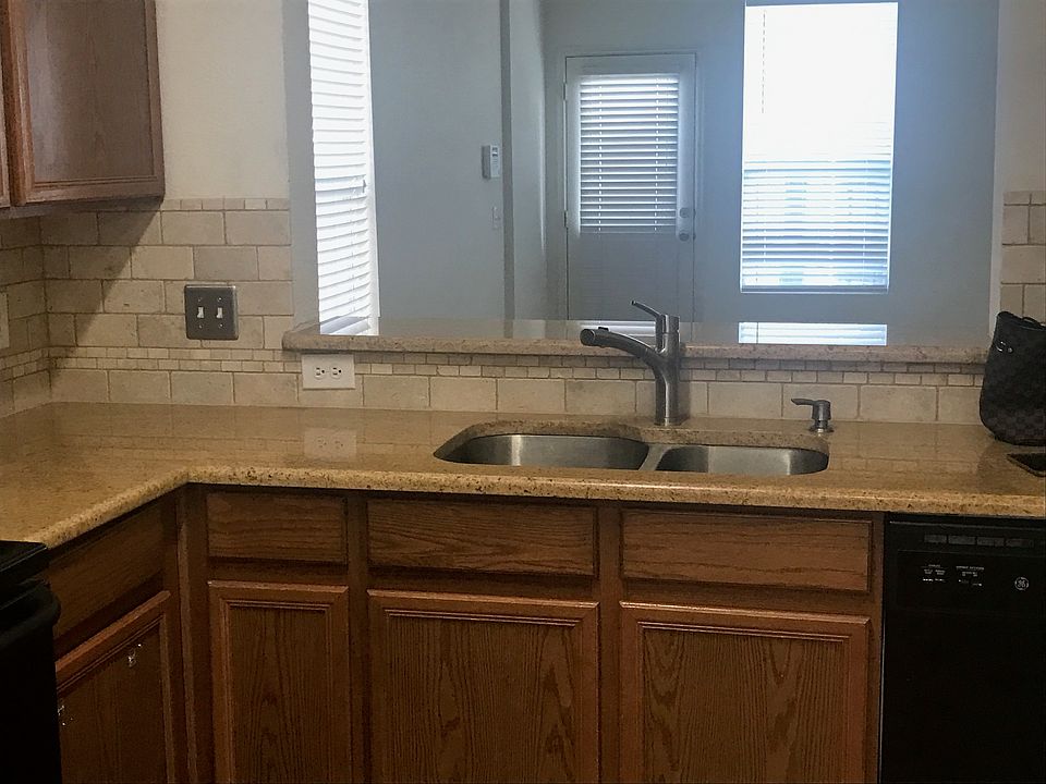2nd image of 2636 Boedeker Dr