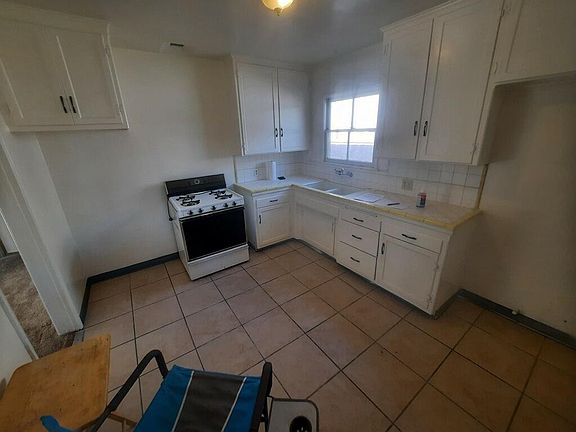 4th image of 13916 Elmcroft Ave