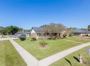 703 N Coventry Dr, Baton Rouge, LA 70808