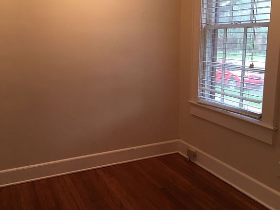 3rd image of 1128 SW 6th Ave #3