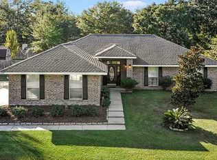 11357 Peyton Dr, Gulfport, MS 39503