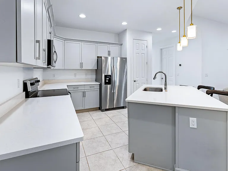 2590 Bella Vista Cir — Photo 4