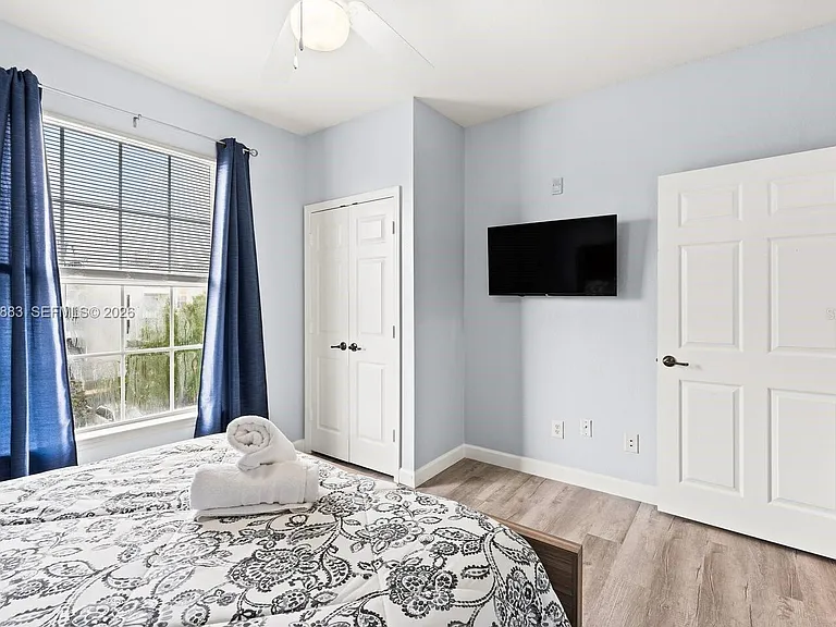 3175 Feltrim Pl #305 — Photo 21