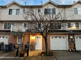 12 Tompkins Pl, Staten Island, NY 10304