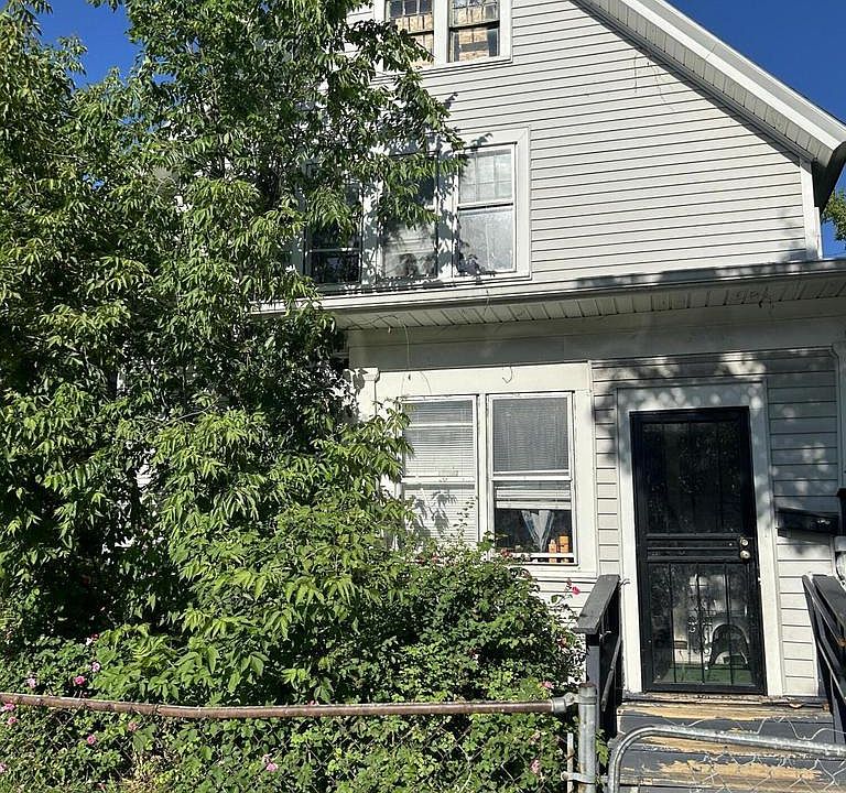 1st image of 2712 Dr William Finlayson STREET #2712A