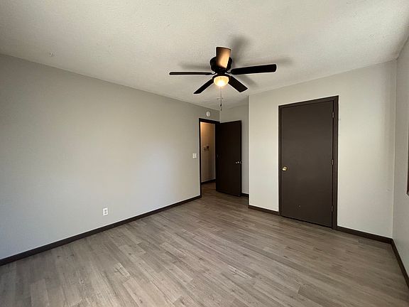 4th image of 1719 W 55th St