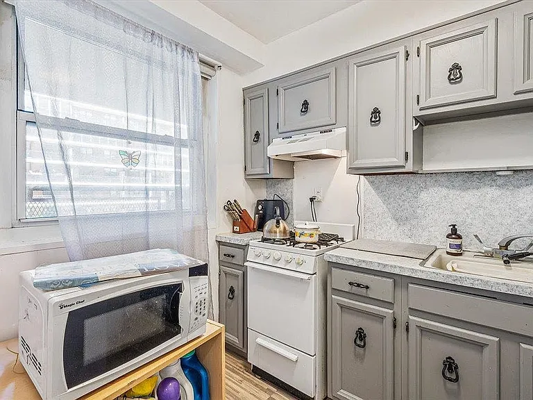 35-35 116th St #2M — Photo 11