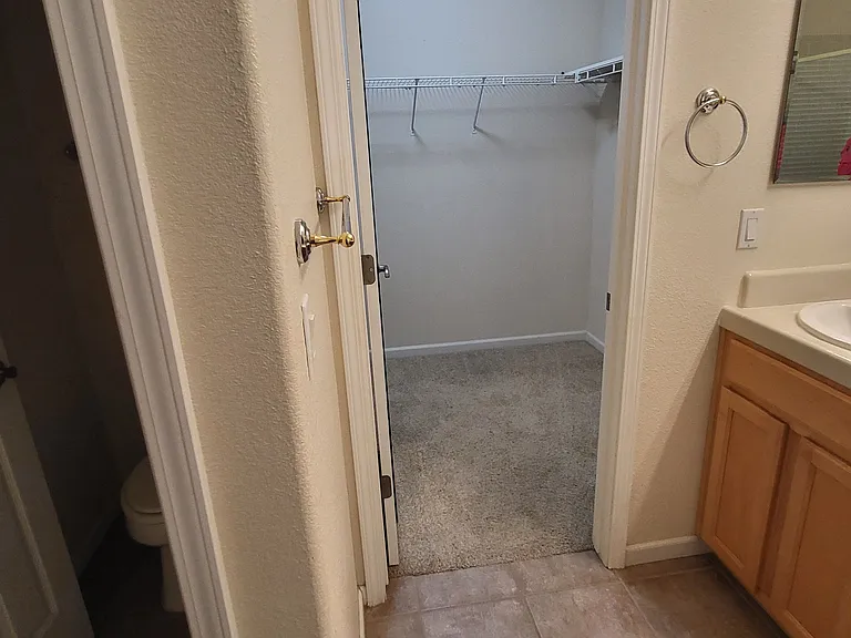 225 Rock Creek Ct — Photo 21