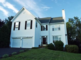 18 Bouwrey Pl, Whitehouse Station, NJ 08889