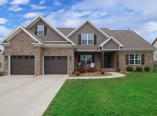 221 Chelsa Ct, Bowling Green, KY 42101