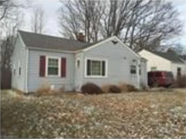 601 W Glendale St, Bedford, OH 44146