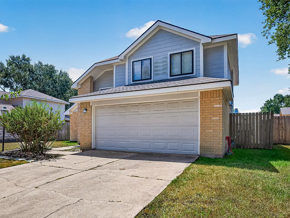 2519 Silver Cypress Dr