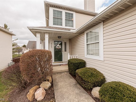 3rd image of 4265 Rolling Hills Dr