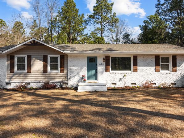 620 E New England Ave