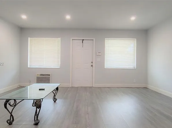 2901 Polk St APT 5, Hollywood, FL 33020