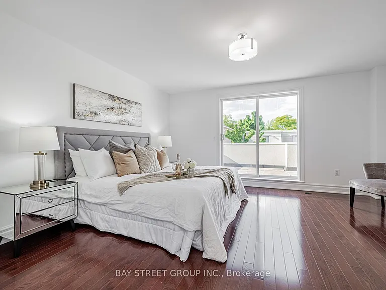 35 William Poole Way — Photo 31