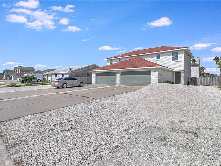 15513 Palmira Ave #B — Photo 4