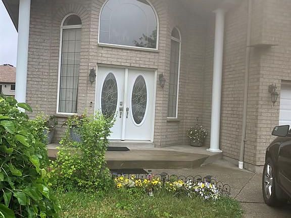 3rd image of 1419 Budapest Ct
