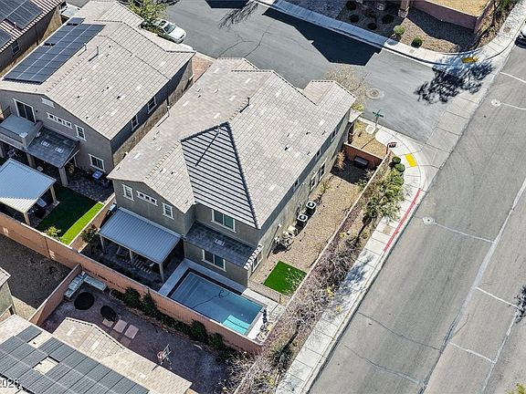 2nd image of 102 Opulent Rose Ave
