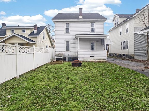 5th image of 1916 Bradford Avenue