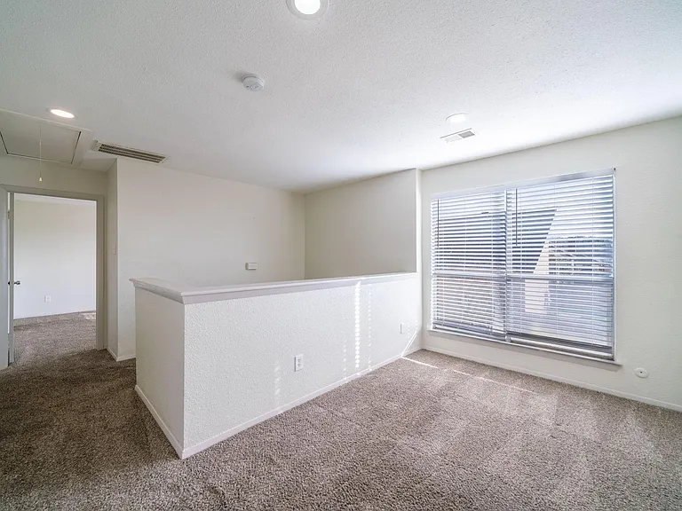 7847 Green Lawn Dr #7847 — Photo 13