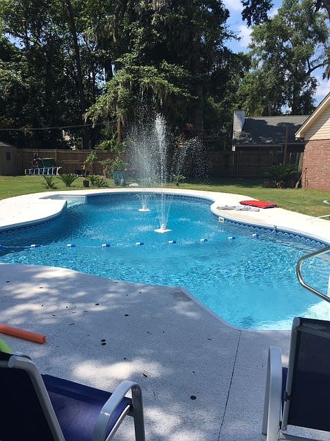 2016 -36 foot Pride Pool