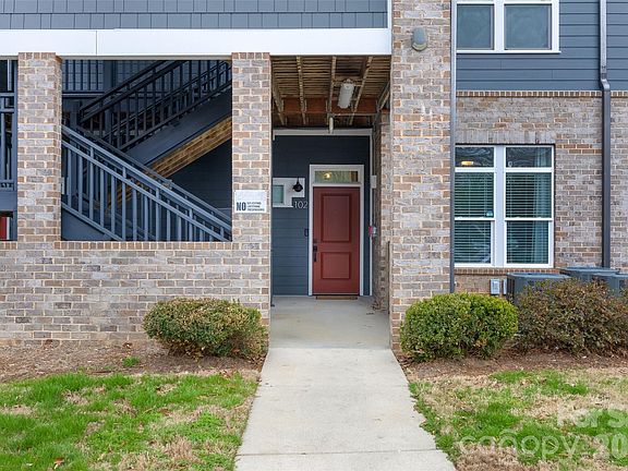 4th image of 935 McAlway Rd #102