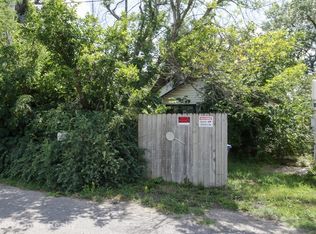 320 SE 33rd St, Des Moines, IA 50317