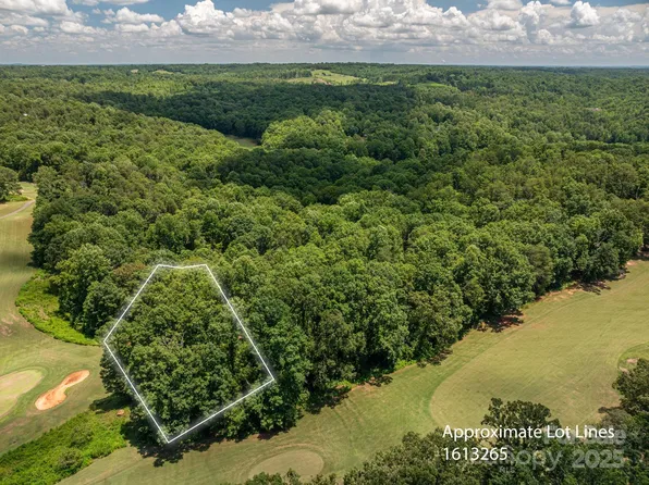 219 Plantation Dr, Rutherfordton, NC 28139