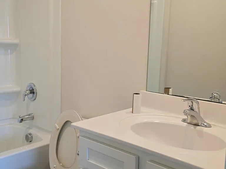 4715 Hazelburn Dr — Photo 3