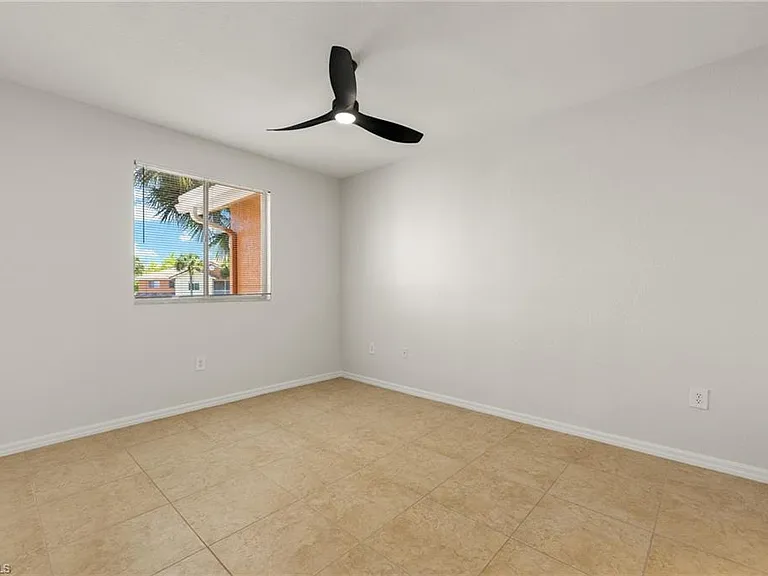 6401 Aragon Way #204 — Photo 13