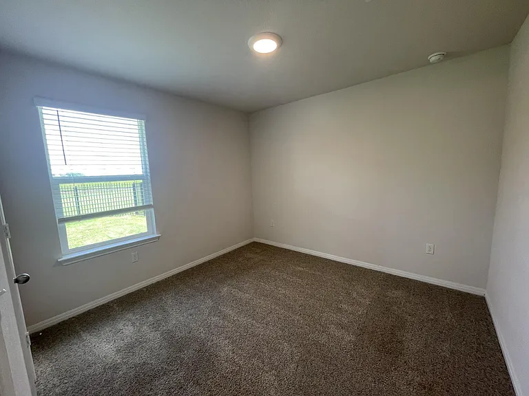 101 Loon Dr — Photo 12