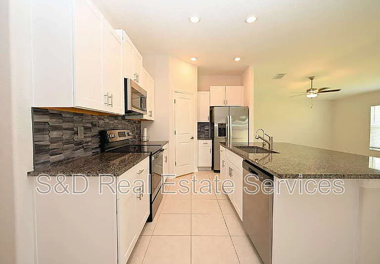 4316 Trotters Way — Photo 12