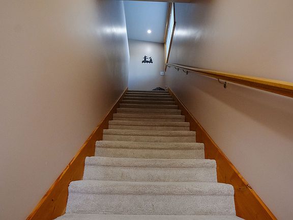 5th image of 4221 45th Ave NE #C
