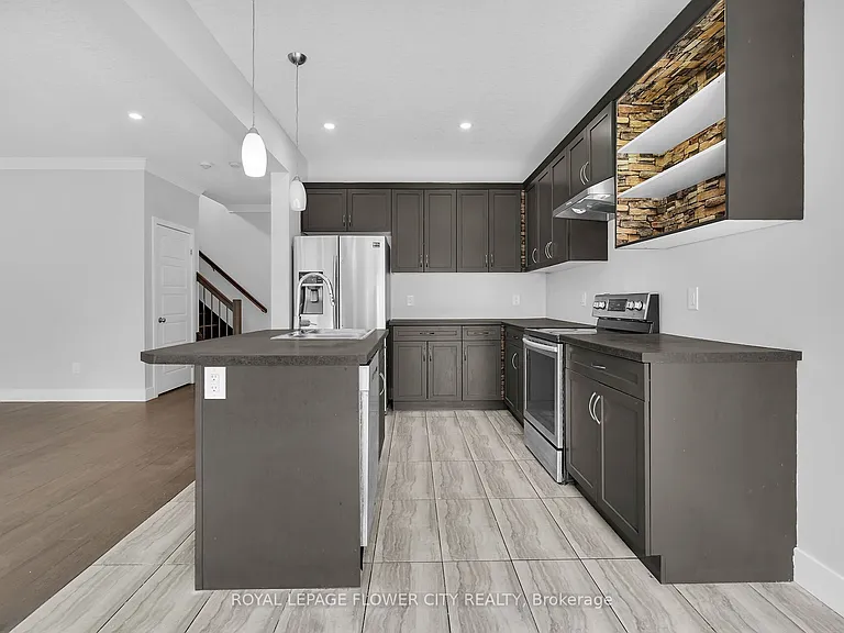 1409 Lawson Rd — Photo 11