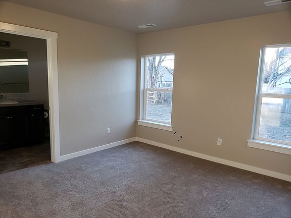 5th image of 8728 W Northview St