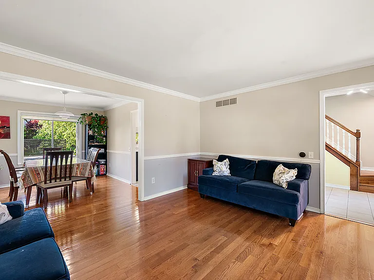 44831 Huntington Dr — Photo 13