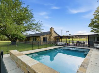 187 County Road 4195, Decatur, TX 76234