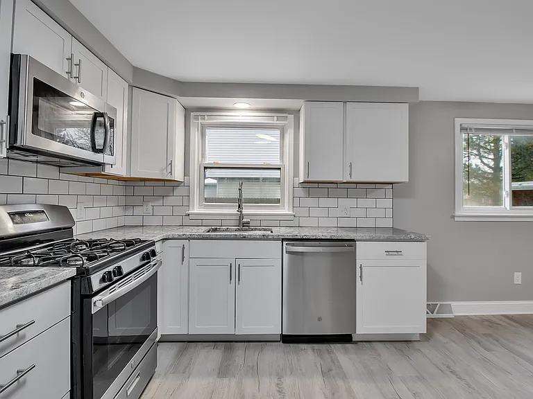 311 Sundridge Dr #1 — Photo 24