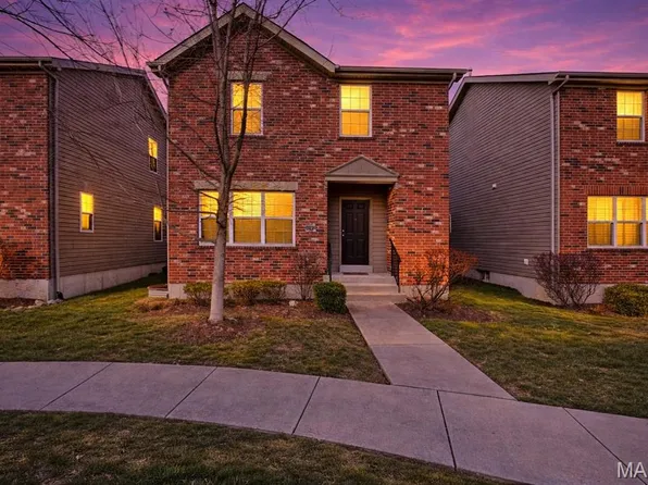 9736 Wilderness Battle Cir, Saint Louis, MO 63123