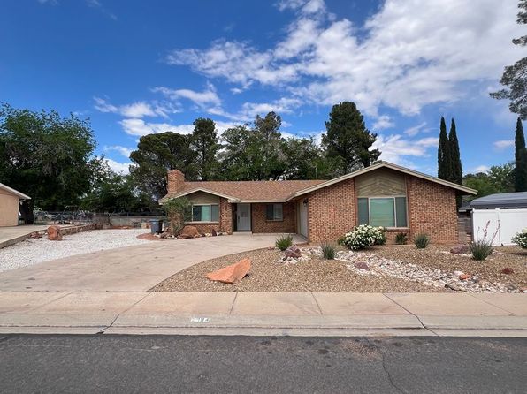 2884 Crestview Dr