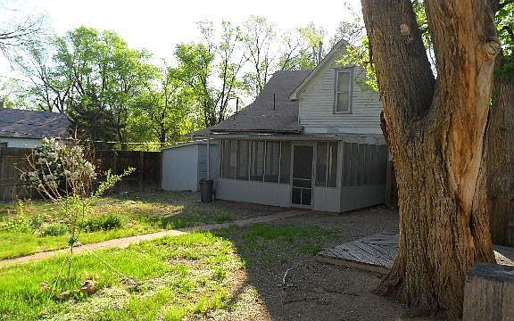 2nd image of 511 S 5th St