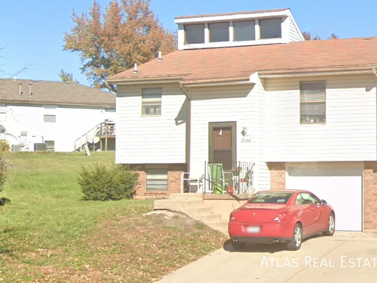 17308 E 48th Terrace Ct S — Photo 2