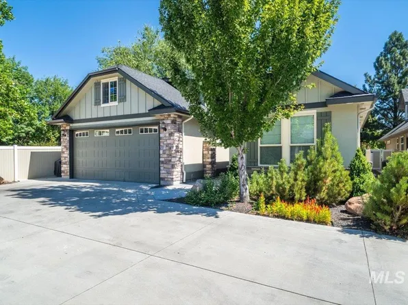 3308 N Acre Ln, Boise, ID 83704