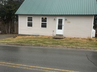 700 Bayley Hazen Rd, Peacham, VT 05862