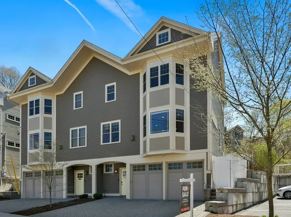136 Newton St Unit 136, Brighton, MA 02135