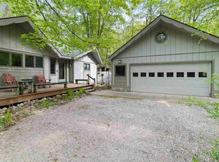 1672 Maple Ct, Harbor Springs, MI 49740