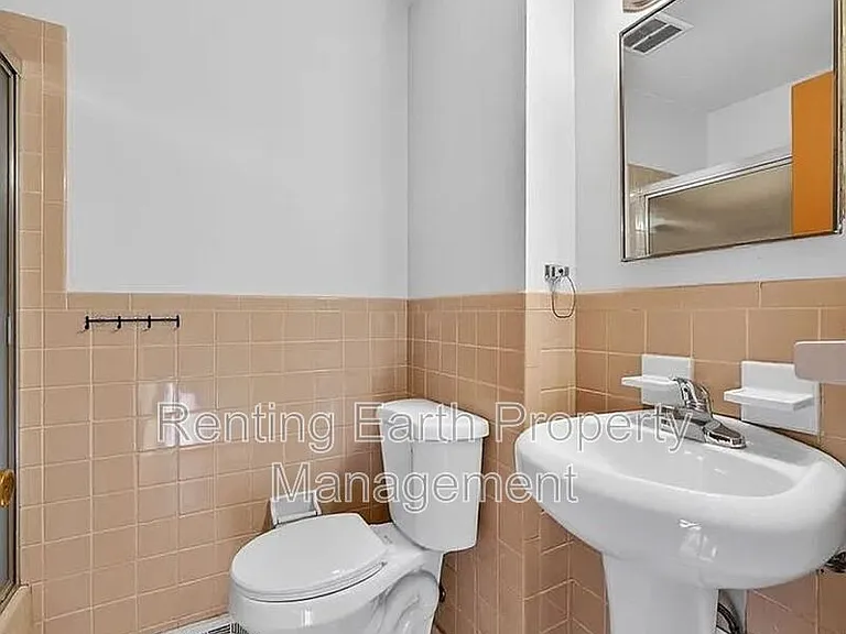 8908 Scottdale Ave — Photo 10