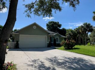 1114 37th Ave SW, Vero Beach, FL 32968