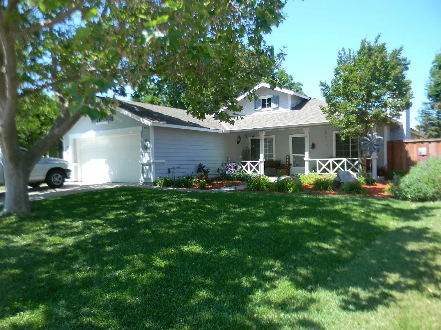 2040 Eldene Dr photo 1